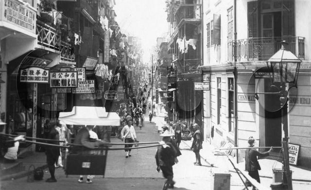 1928 View down Wellington Street