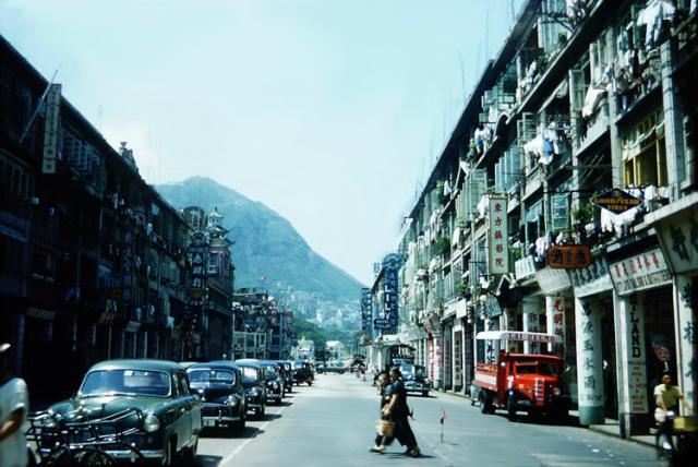 1955 Hennessy Road 