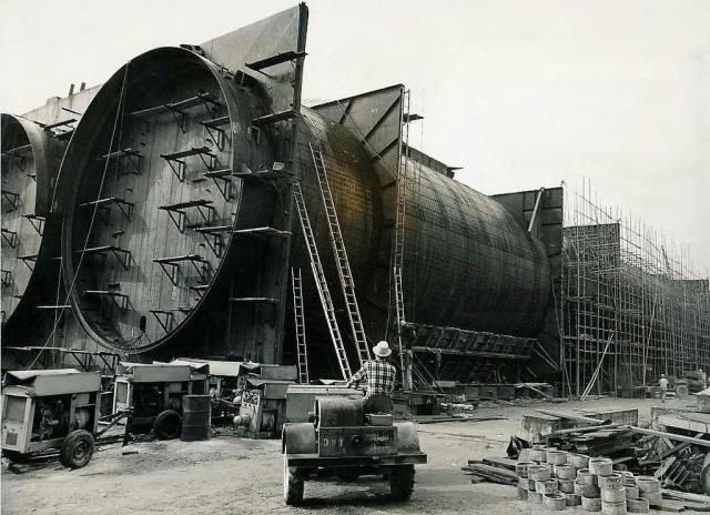 1971 Construction cross harbour tunnel