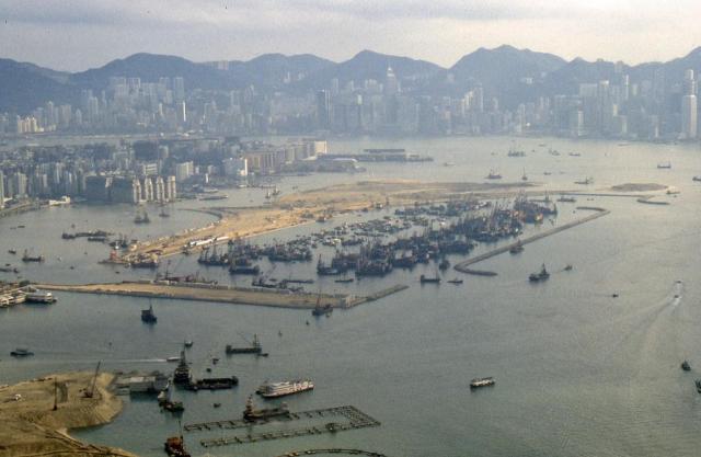 Victoria Harbour shelter & infill in 1992