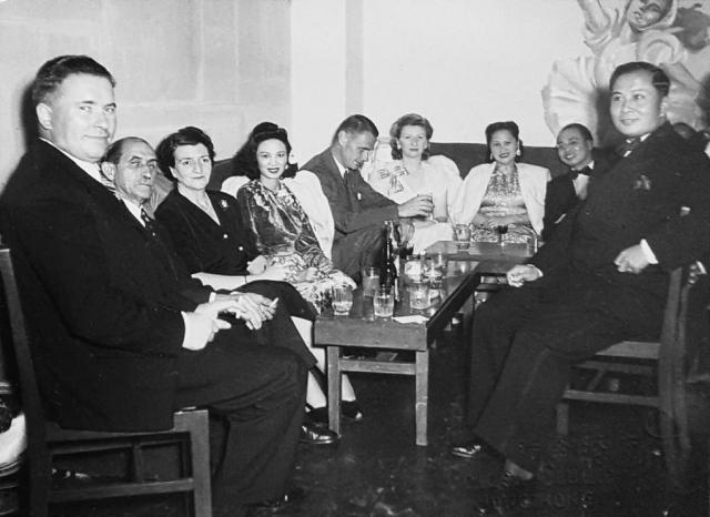 Holland-China Trading Company colleagues, Hong Kong, ca. 1948