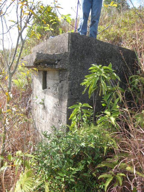 Luk Keng pillboxes - PB06