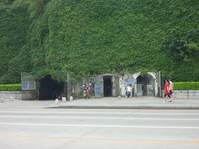 Tunnels under Amoy