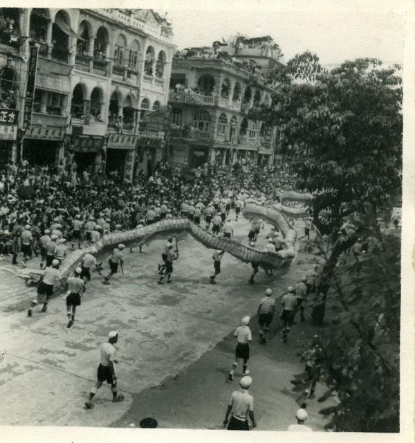 Coronation Parade 1953 Nathan Rd Dragon Dancing (95)