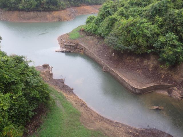 Ruined bridge in Tai Tam Valley