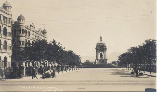 1920s Statue Square.jpg