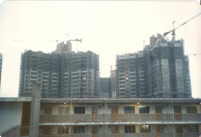 1989 - 1990 Kellett Bay (Wah Kwai Estate construction completed)