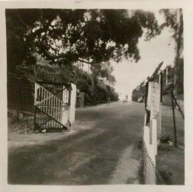 1957-Sha Tau Kok- police border post.At Shek Chung Au frontier check point.