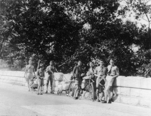 15HKG Scouts with their cross-country bicycles 2