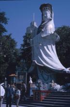 Kwun Jam Statue