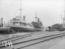 HMS Robin at Hong Kong Dockyard (sw08-113)