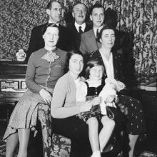 Klimanek family visits Kien family in The Hague, 1934