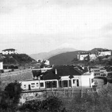 1930s Peak School