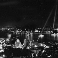 QE2 coronation - Harbour lights