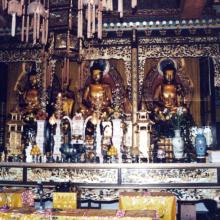 Temple interior, Po Lin Monastery