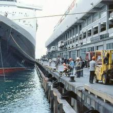 1984 - QE2 arriving at Ocean Terminal