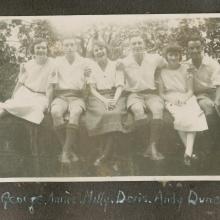 Florence Neave, George, Annie, Willy, Doris and Andrew Duncan.jpg