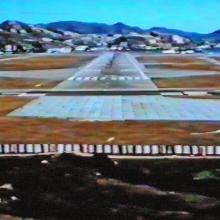 Kai Tak-runway 13-extension pad-pilot's view