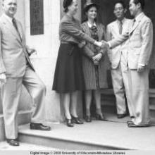 Hong Kong, American evacuees outside the National City Bank of New York